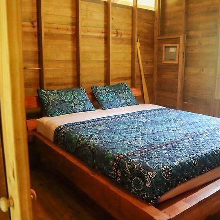 Jungle Beach 2 Bedroom Cottage Bocas Town Exterior photo